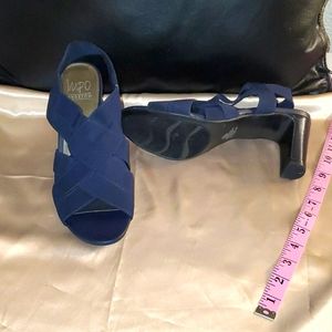 NWOT MPO blue & black heels